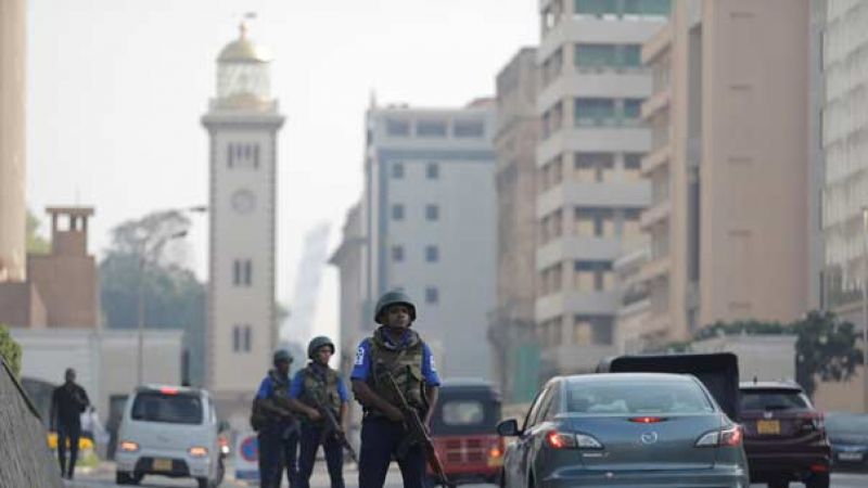 مشهد أمني قاطب يسيطر على سريلانكا والسلطات تحظر الطائرات المسيرة